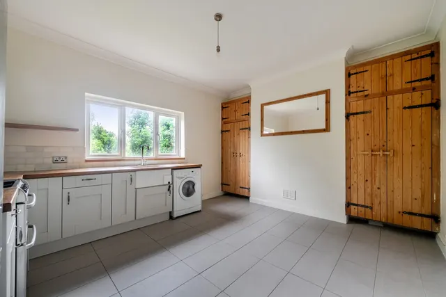 Avington Grove, SE20, photo 1
