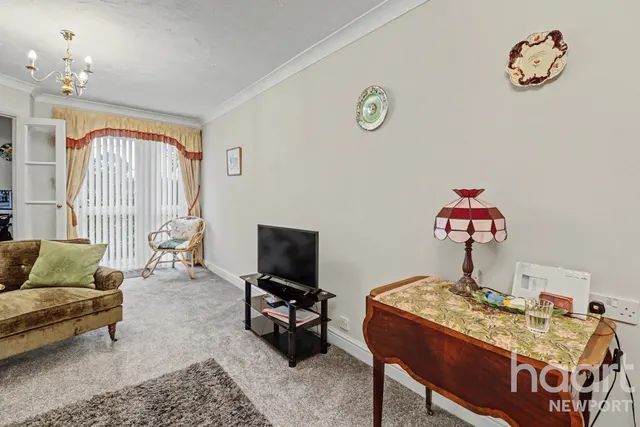 Bassaleg Road, Newport, NP20, photo 3