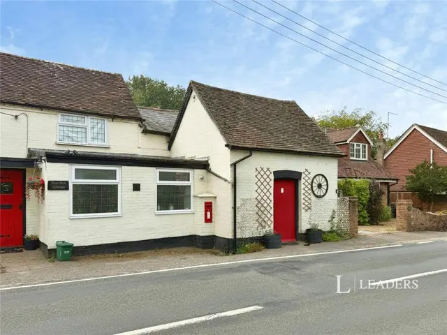 Henfield Road, Albourne, BN6, photo 1