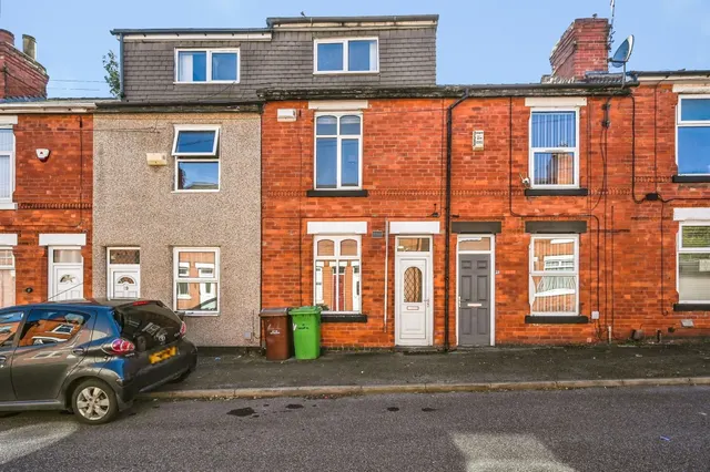 Farley Street, Nottingham, photo 1