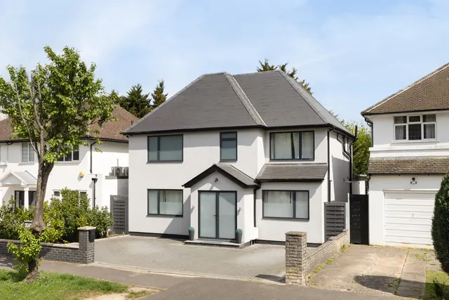 Derwent Avenue, Putney, South West London, photo 1