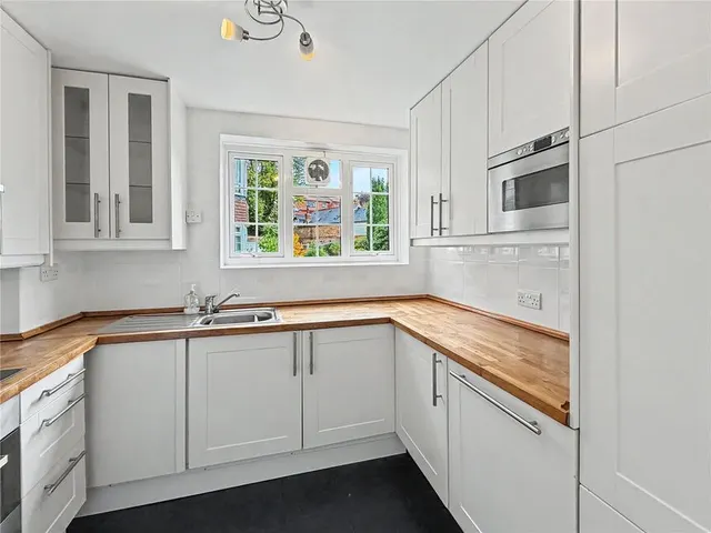 Cavendish Place, Bournemouth, BH1, photo 3