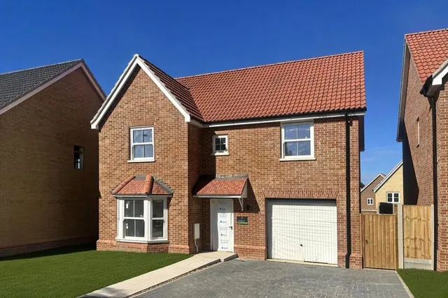 Roman Way, Halesworth, IP19, photo 1