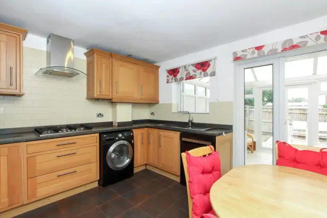 Photo 3 — Twelve Leys, Wingrave, Buckinghamshire, HP22 4QL