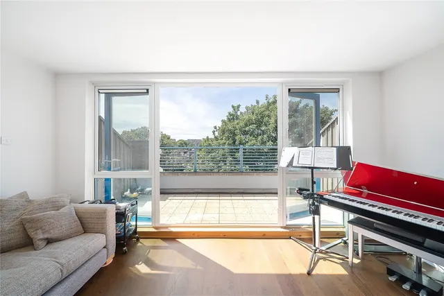 Chiswick View, Acton Lane, W4, photo 1