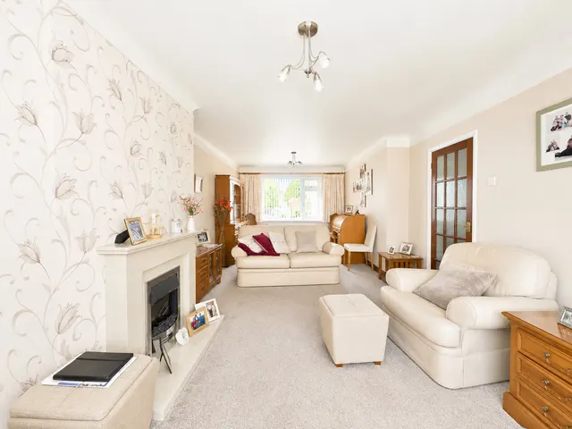 Sandridge Road, Pensby, CH61, photo 2