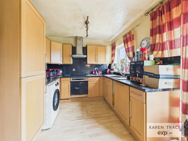 Photo 3 — Landreath Place, St Blazey, PL24