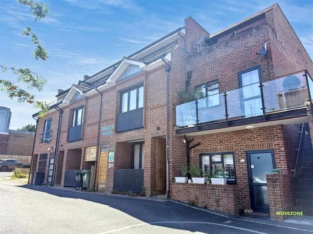 Station Road, West Wickham, BR4, photo 1