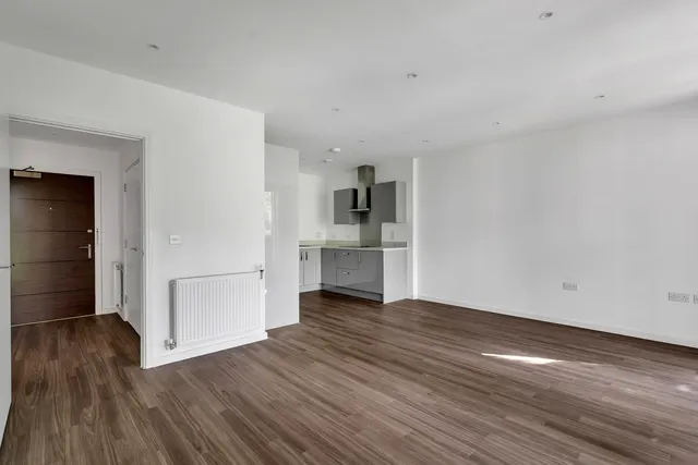 Osborne Road, London, W3, photo 2
