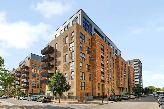 Osborne Road, London, W3, photo 1