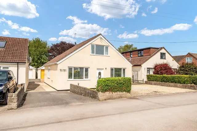 Narles Road, Cambridge, GL2, photo 1