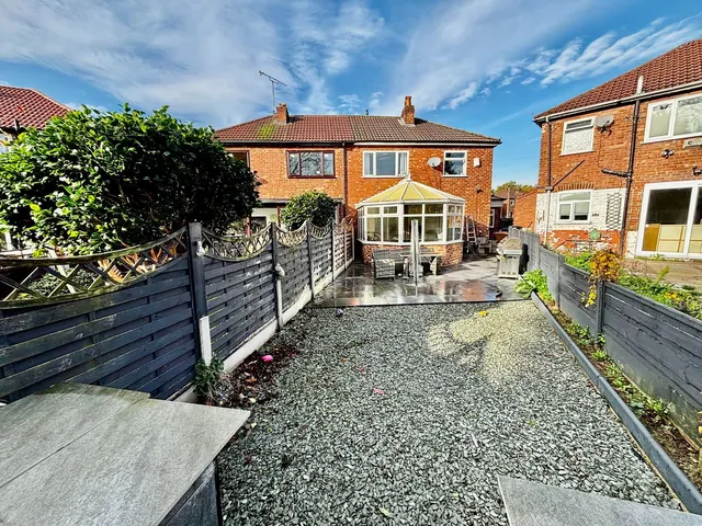 Photo 2 — Elm Tree Road, Bredbury, Stockport, SK6 2EQ