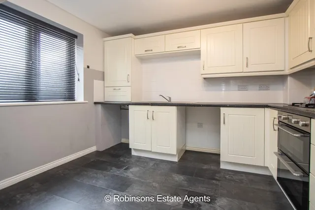 Hilltop Walk, Langley Park, DH7, photo 3