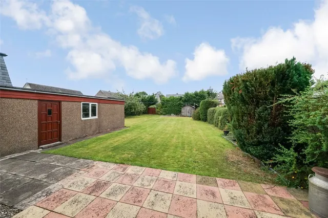 Tryst Road, Stenhousemuir, Larbert, Stirlingshire, FK5, photo 1
