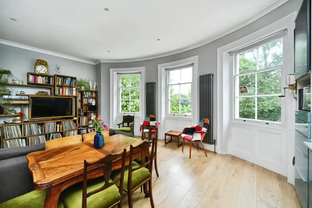 Richmond Terrace, Brighton, photo 1