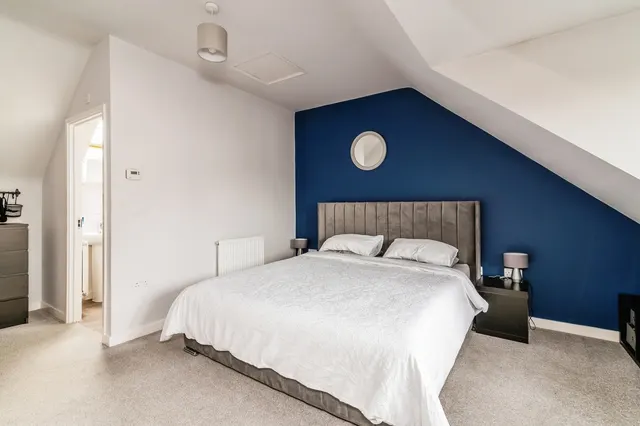 Piggott Avenue, Gedling, NG4, photo 3