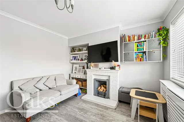 Swinburne Crescent, Addiscombe, CR0, photo 3