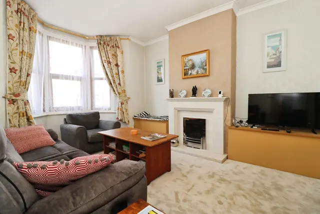 Photo 3 — Clarence Road, Staple Hill, Bristol, BS16