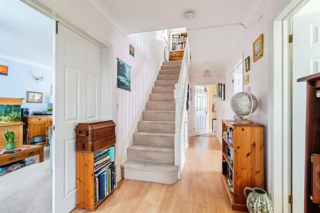 Long Ground, Corsham, SN13, photo 2