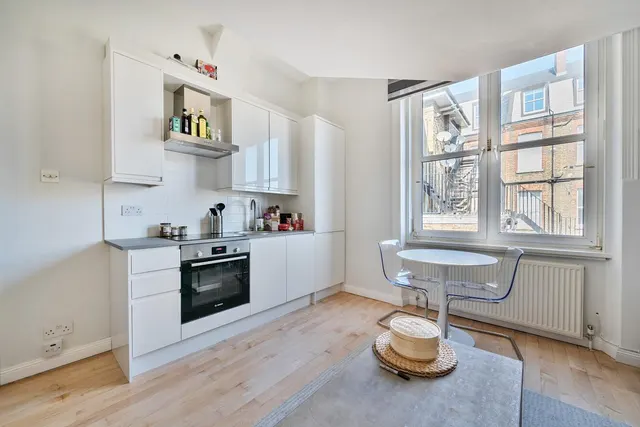 Palace Court, Bayswater, London, W2, photo 1