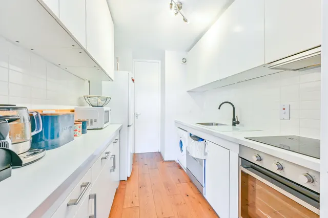 Photo 2 — 89g Rowley Way, London