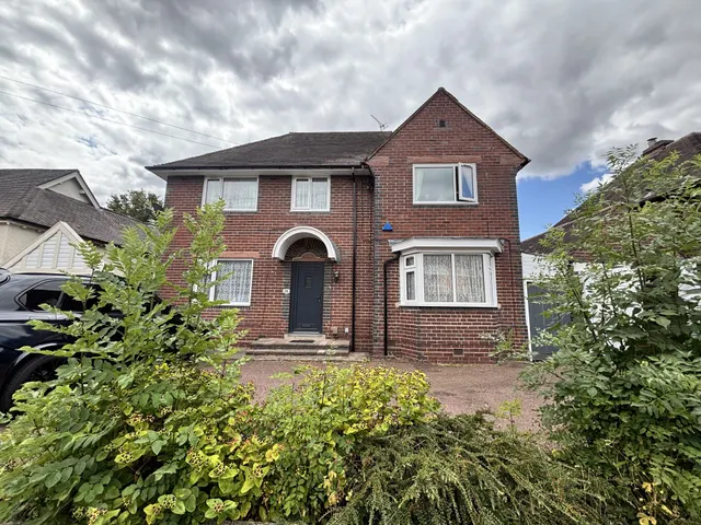 Buchanan Road, Walsall, WS4, photo 1