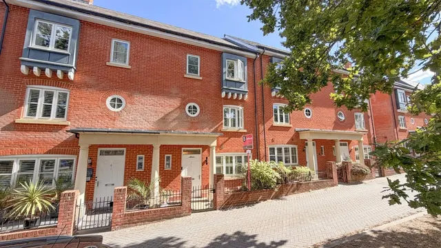 Inkerman Lane, Wellesley, photo 1
