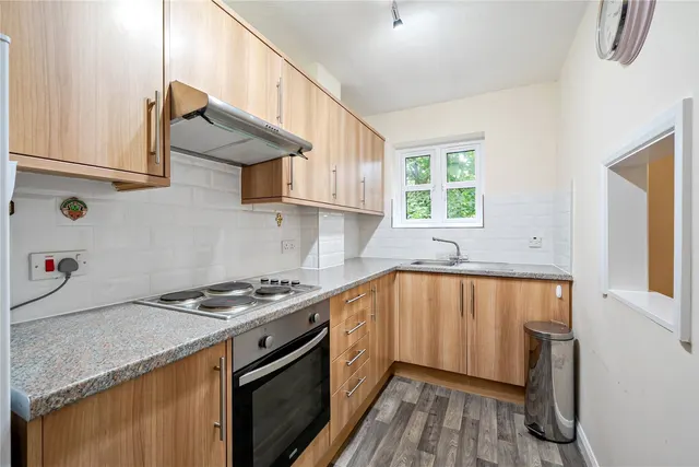 Photo 3 — Pond Cottage Lane, West Wickham, BR4