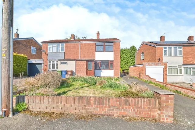 Wyvern Grove, Hednesford, Cannock, Staffordshire, WS12, photo 1