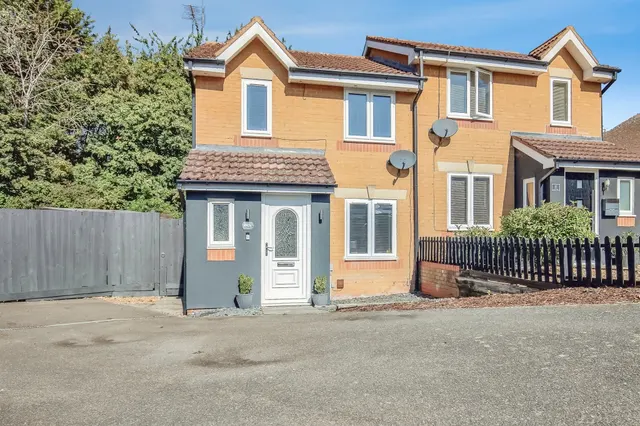 Backley Close, Kettering, photo 1