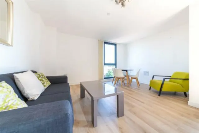 Chancellor House, South Bermondsey, SE16, photo 2