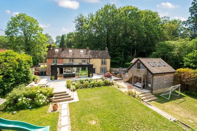 Marley Lane, HASLEMERE, GU27, photo 1