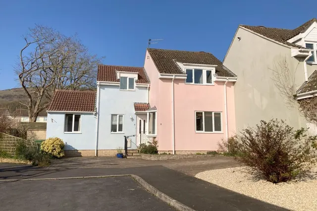 Walnut Close, Axbridge, BS26, photo 1
