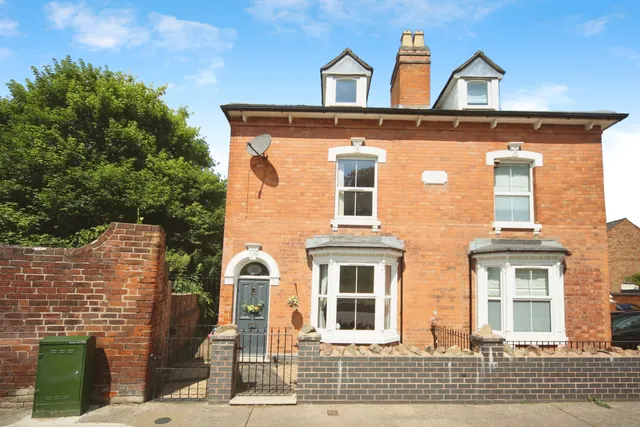 Wylds Lane, Worcester, photo 1