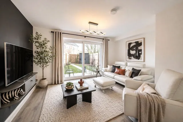 Photo 2 — 6 Vick Close, Gloucestershire, Stonehouse Court, GL10 3RB