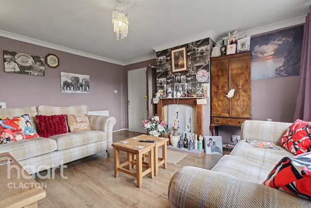 Virginia Close, Clacton-On-Sea, CO15, photo 3