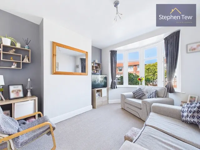 Cudworth Road, Lytham St. Annes, FY8, photo 2