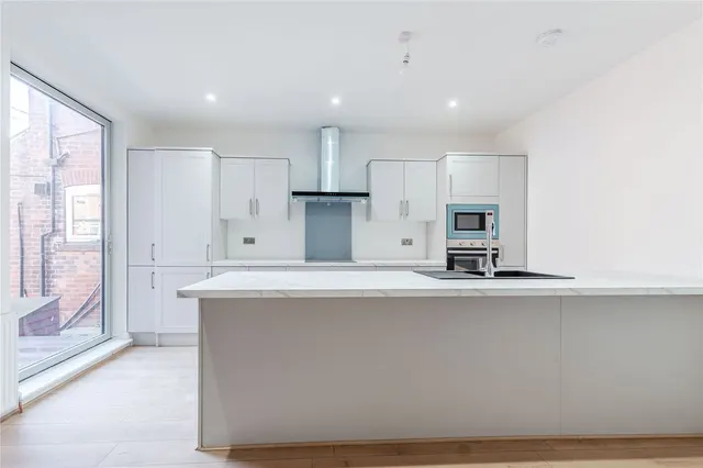 Grange Avenue, Leeds, LS7, photo 2