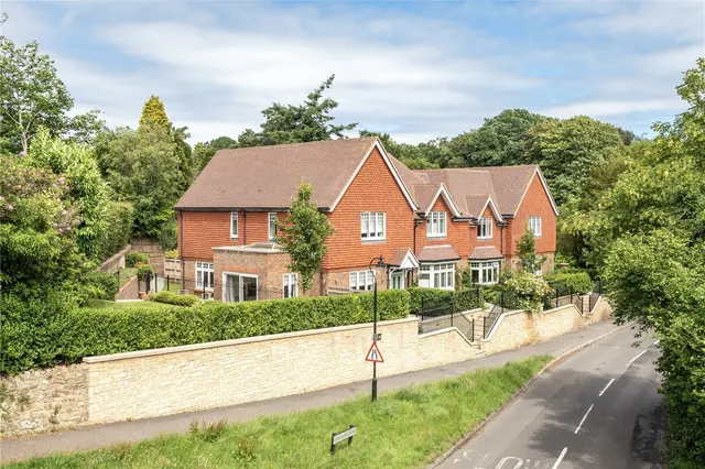 Church Lane, Haslemere, GU27, photo 1