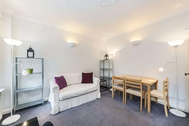 Photo 2 — Vandon Court, 64 Petty France, St. James's Park, London, SW1H 9HE
