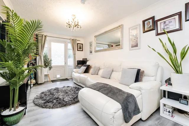 Frederick Road, Rainham, RM13, photo 2