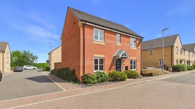 Brooklands Way, Bourne, PE10, photo 1