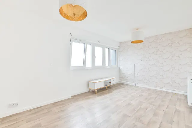 38 Hazlewood Tower, Golborne Gardens, London, photo 1