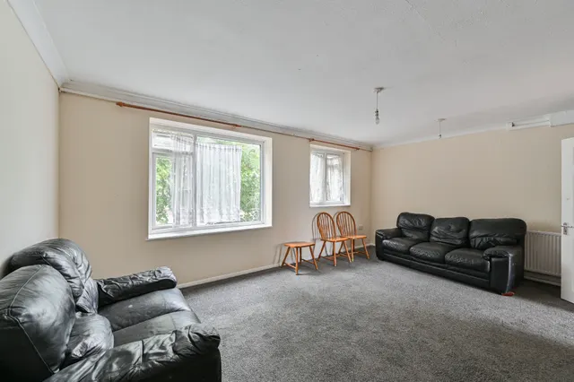 London, SW16, photo 2