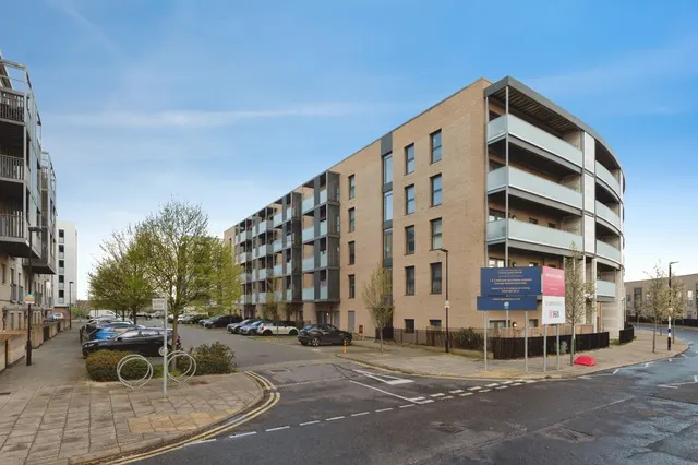 Blueberry Court, Holmeoak Avenue, Rainham, RM13, photo 1