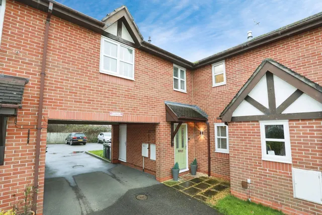 Whittaker Close, Crewe, Cheshire, CW1, photo 1