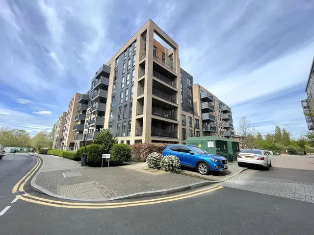 Pulse Development, Colindale, photo 1
