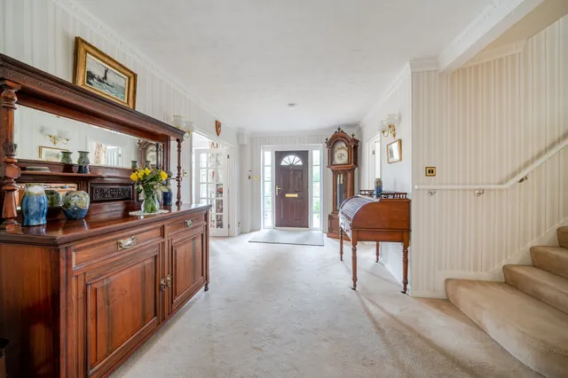 Photo 2 — Star Hill Drive, Churt, Farnham, GU10