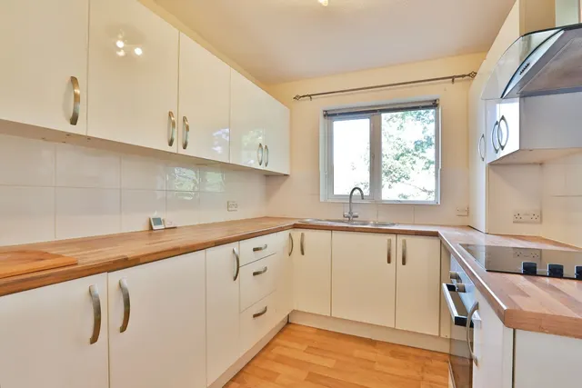 Florence Road, Bournemouth, BH5, photo 3