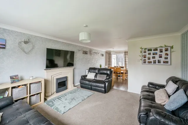 Photo 2 — Kingfisher Court, Rossington, Doncaster, South Yorkshire, DN11